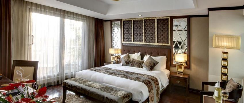 Khách Sạn Golden Lotus Luxury 
