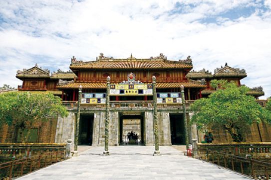 Ngọ Môn - biểu tượng kiến trúc cung đình Huế