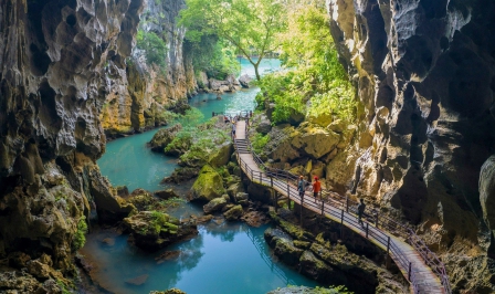 PARADISE CAVE - DARK CAVE